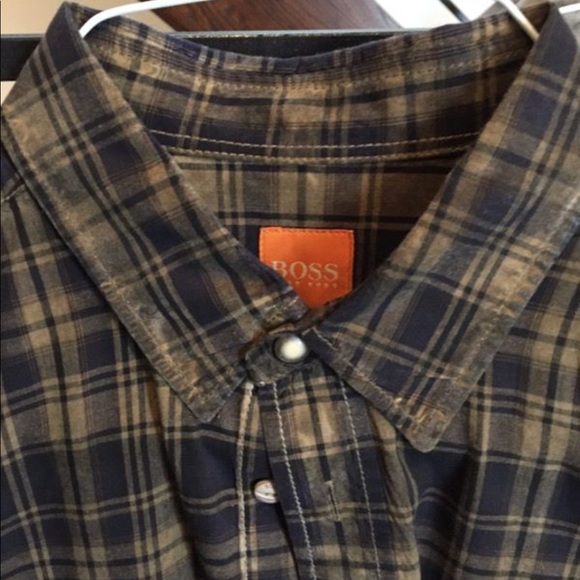 Hugo Boss shirts and sport coat - Picture 3 of 4